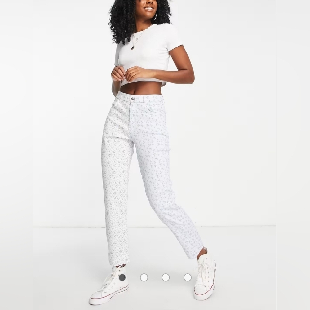 Hollister White Floral Straight Leg Jeans